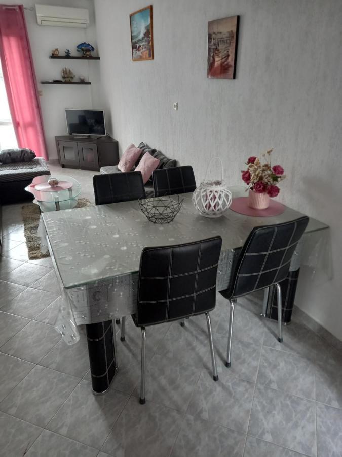 Apartments Makaus Kampor Ngoại thất bức ảnh